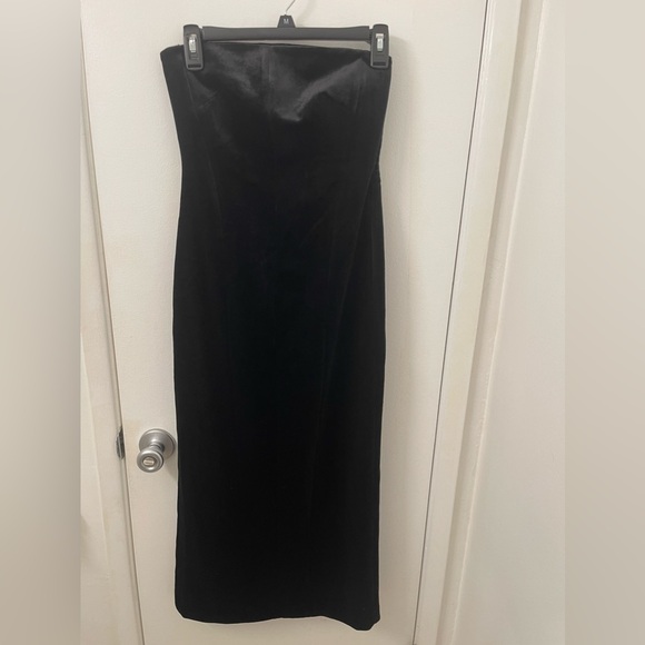 NWT ZARA STUNNING LIMITED EDITION Black Velvet Strapless Midi Dress - Women’s XS - Picture 5 of 11